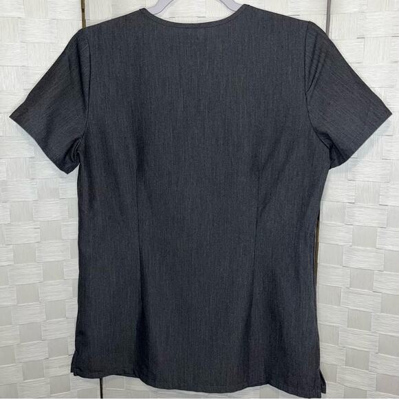 Figs Womens Graphite Gray Three Pocket Casma Scrub Top Size XS Soft Medical - Picture 6 of 8